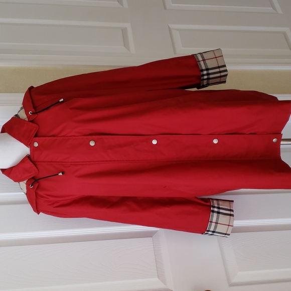 Burberry Jackets & Blazers - BURBERRY NOVA CHECK LINED RAINCOAT SWING JACKET WITH HOOD